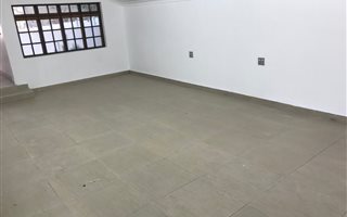 6 Bedroom House in Bramley