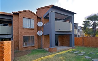2 Bedroom Apartment in Equestria