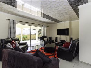 3 Bed House in Hamberg