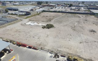 2.2 ha Land available in Blackheath