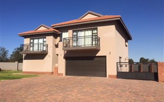 3 Bedroom House in Tuscany Ridge