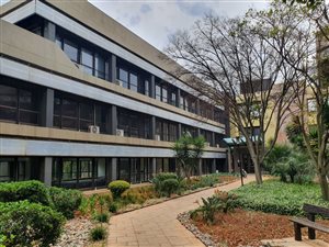 282 m² Office Space in Bedfordview