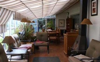 4 Bedroom House in Lombardy East