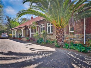 4 Bed House in Houghton Estate