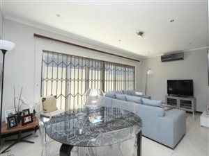 4 Bed Cluster in Bedfordview