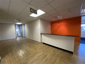 645 m² Commercial space in Cape Town City Centre