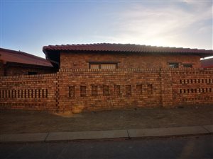 3 Bed House in Kwa Thema