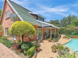 3 Bed House in East Town