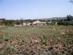 1.1 ha Farm in Doringkloof