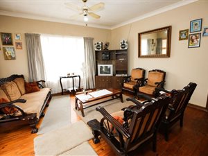 5 Bed House in Amalinda