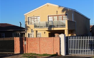 3 Bedroom House in Retreat