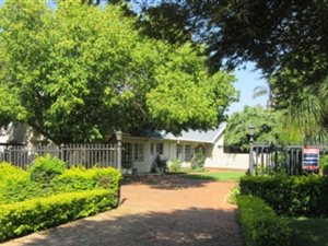 5 Bed House in Wingate Park