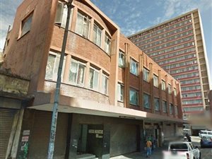 19 Bed Apartment in Johannesburg Central