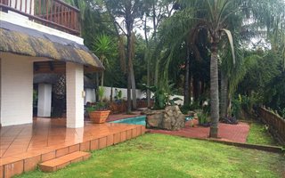 3 Bedroom House in Kosmos Village