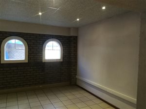 1000 m² Commercial space in Upington
