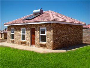 2 Bed House in Lenasia