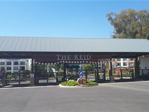 3 Bed Apartment in Linbro Park