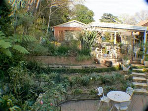6 Bed House in Kensington B