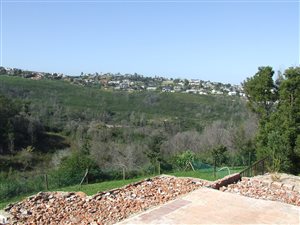 1009 m² Land available in Eastford Glen