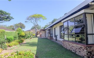 3 Bedroom Apartment in Uvongo