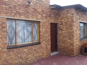 4 Bed House in Ivory Park