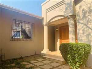 3 Bed Townhouse in Baileys Muckleneuk