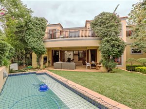 4 Bedroom House in Dainfern Ridge