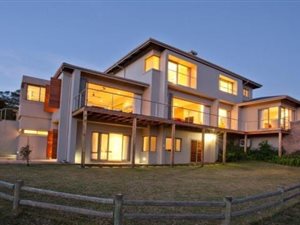 4 Bed House in White River