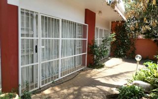 3 Bedroom Townhouse in Bayswater