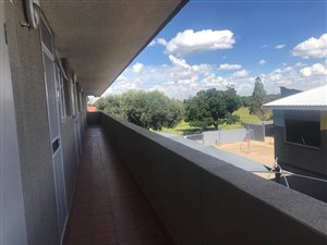 2 Bed Apartment in Universitas