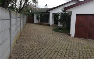 3 Bedroom House in Blommendal