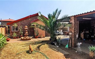 3 Bedroom House in New Park