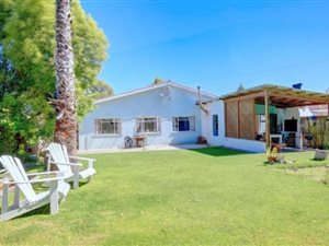 3 Bed House in Denneoord