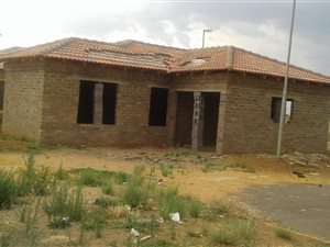 3 Bed House in Vanderbijlpark CE7