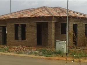 3 Bed House in Vanderbijlpark CE7