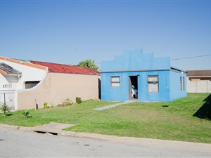 2 Bed House in Malabar