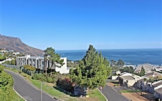 2 Bedroom Apartment in Camps Bay