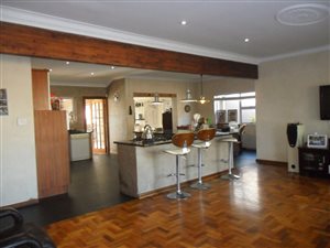 4 Bedroom House in Sunridge Park