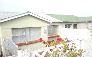 4 Bedroom House in Kensington