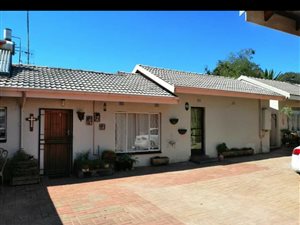 1 Bed Garden Cottage in Hamberg