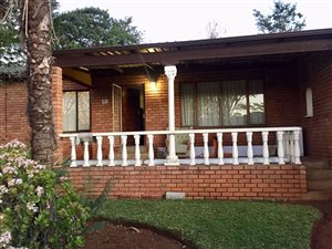 3 Bed Apartment in Signal Hill