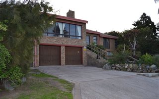 5 Bedroom House in Saldanha