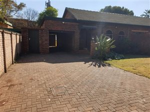 3 Bed House in Wierda Park