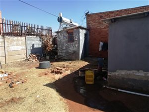 2 Bed House in Lehae