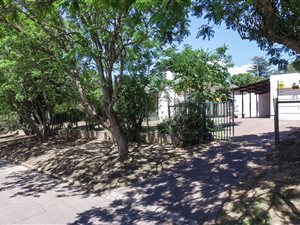 3 Bed House in Hill Sixty