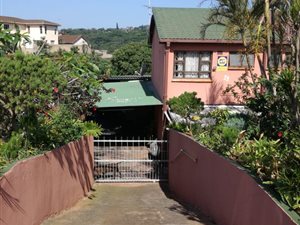 3 Bed House in Lotus Park