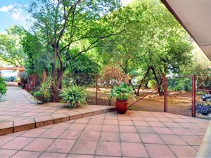 2 Bed Apartment in Parktown