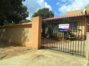 3 Bed House in Rewlatch