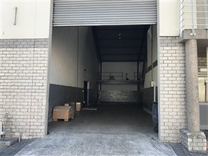 326 m² Industrial space in Airport Industria