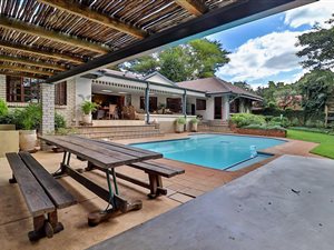 5 Bed House in White River